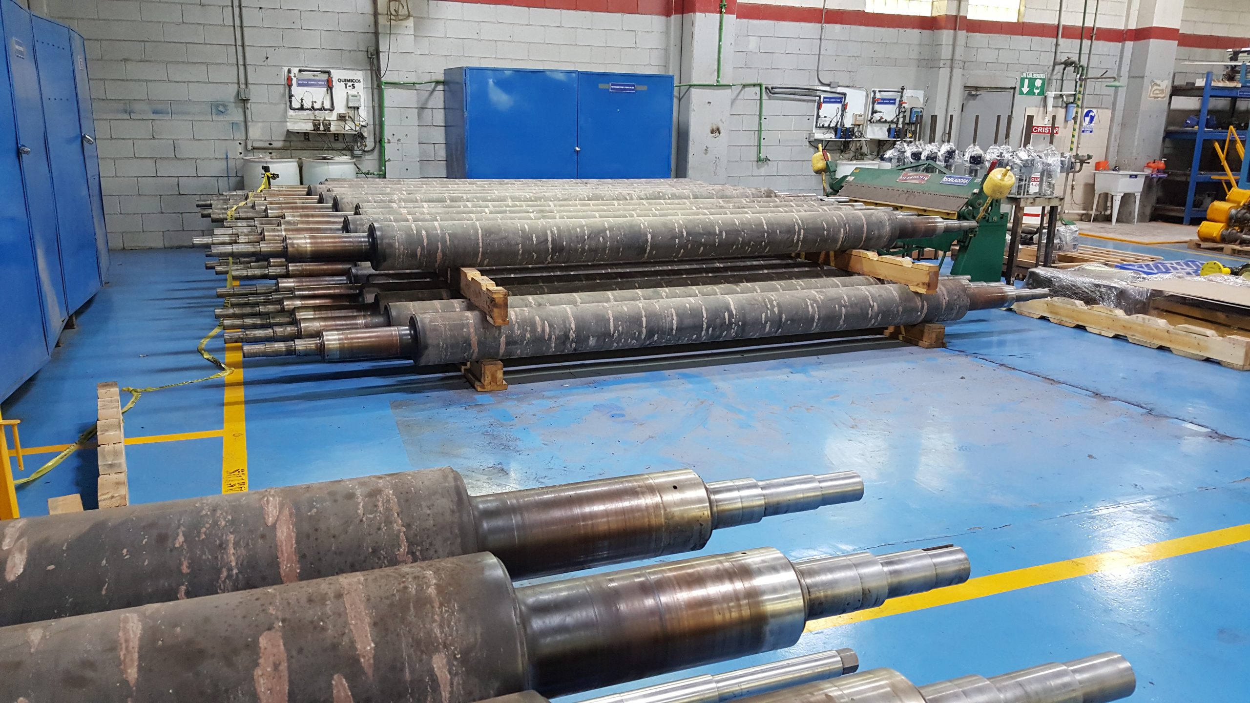 How to Select the Right Industrial Roller for Demanding Production Environments